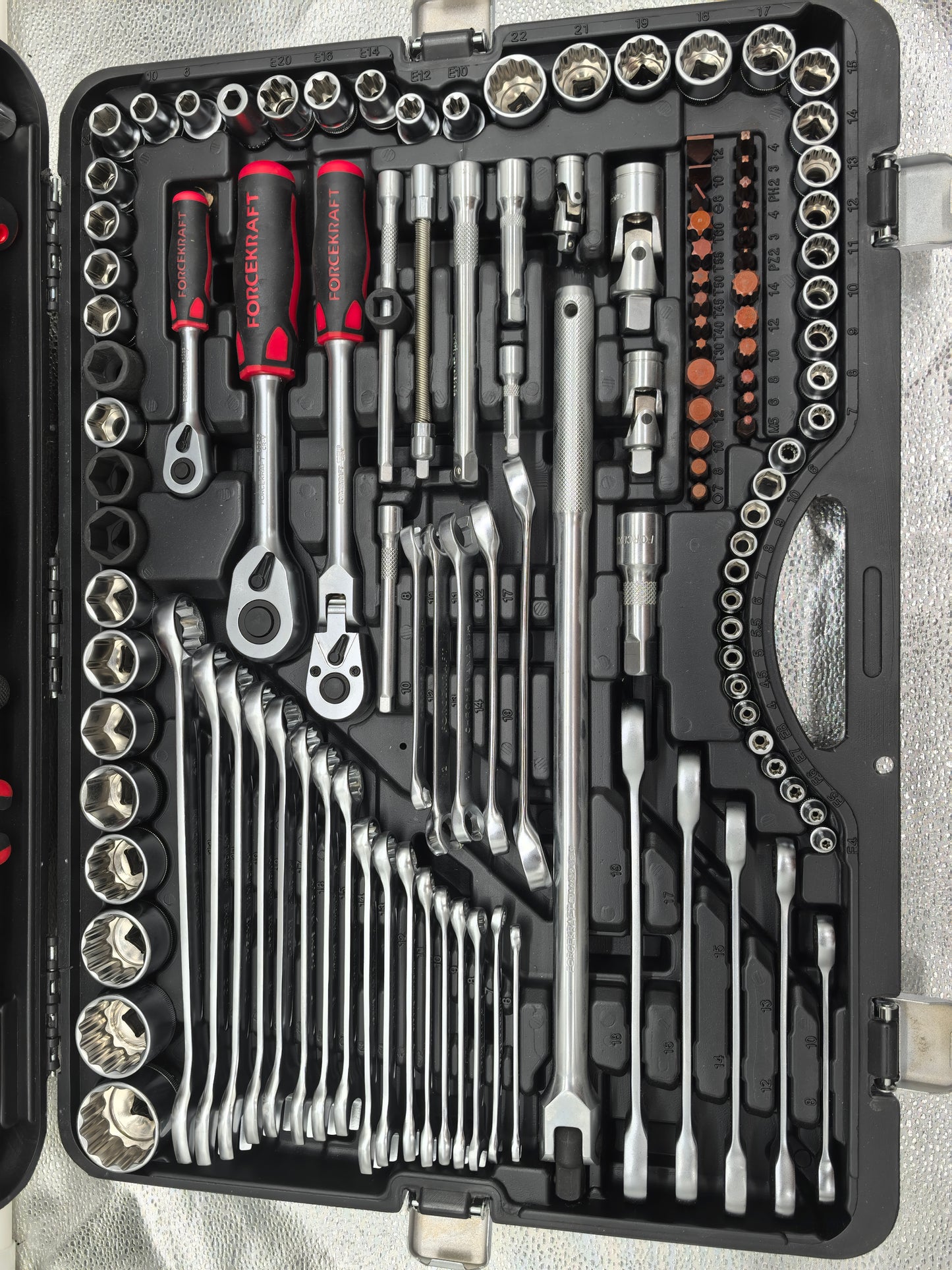 Trusa scule Force Tools 1/2"+1/4" 142 piese