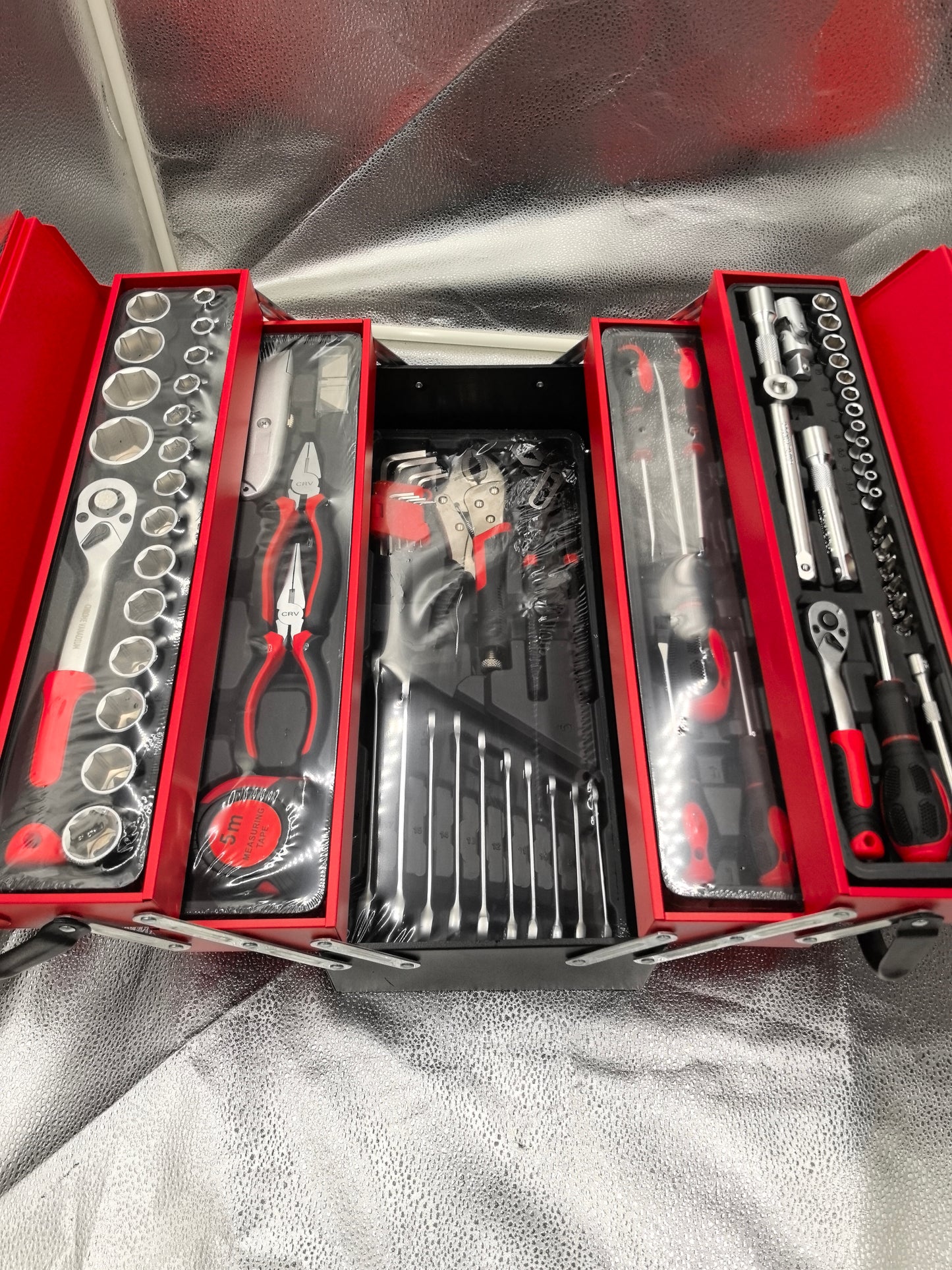 Trusa scule si unelte metalica compartimentata cu 4 sertare, 85 piese