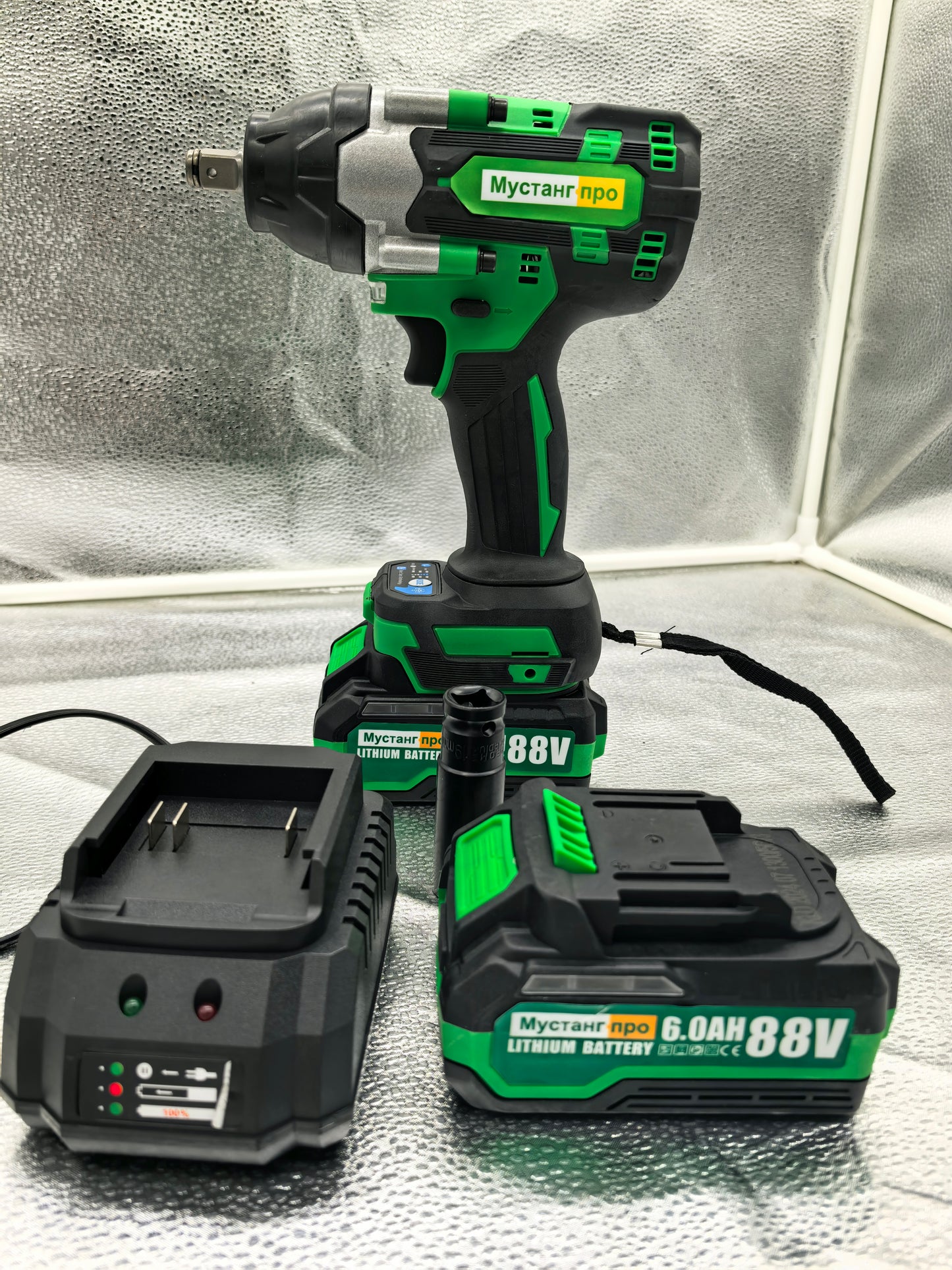 Masina de insurubat cu impact fara fir Mustang Pro 88V