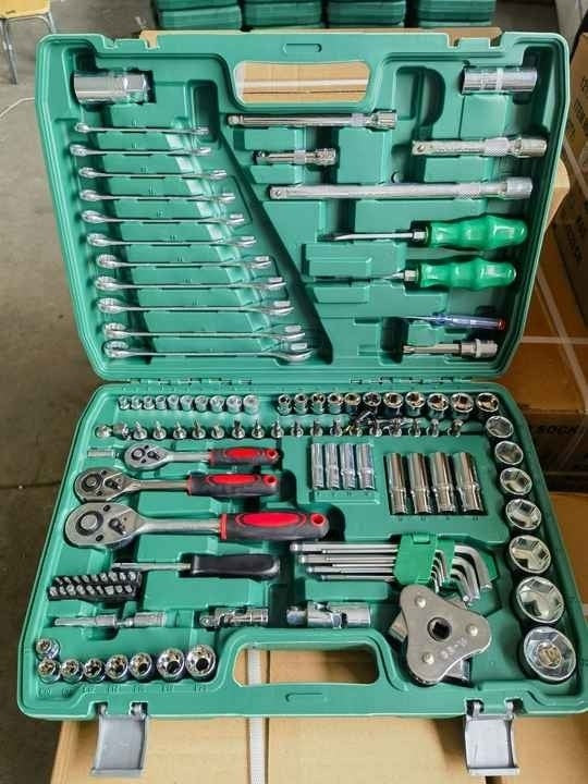 Trusa de Scule Profesionala 121 Piese (tubulare, biti, chei fixe si clichet 1/4, 1/2 si 3/8)
